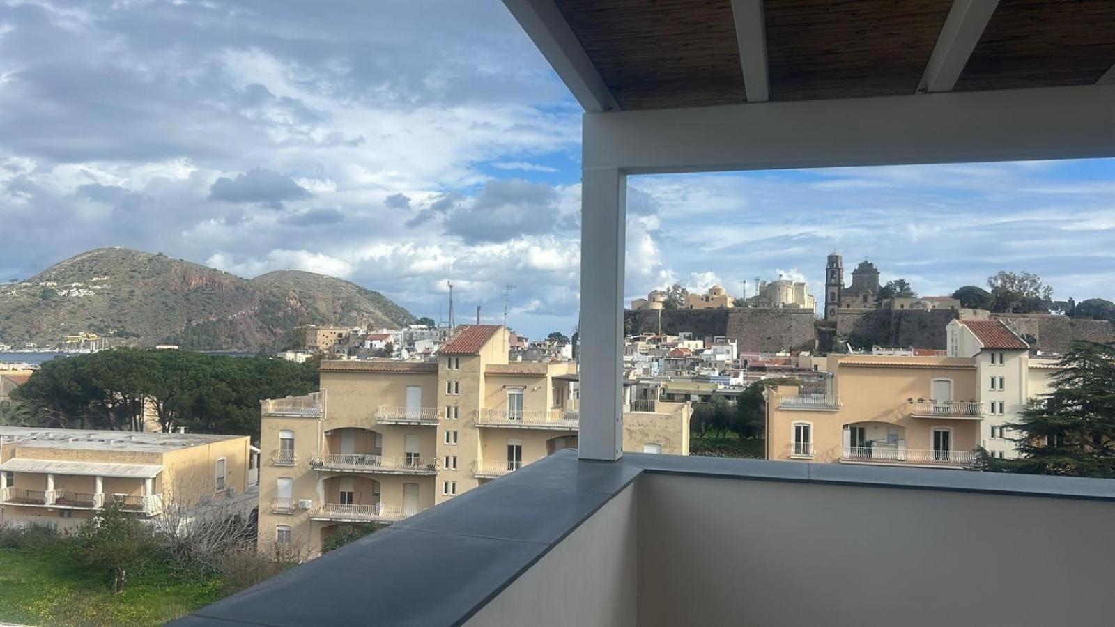 Appartamenti Il Ventaglio Lipari  Bagian luar foto