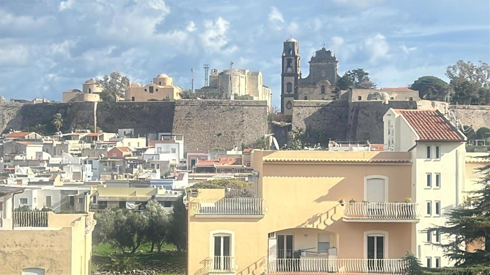 Appartamenti Il Ventaglio Lipari  Bagian luar foto